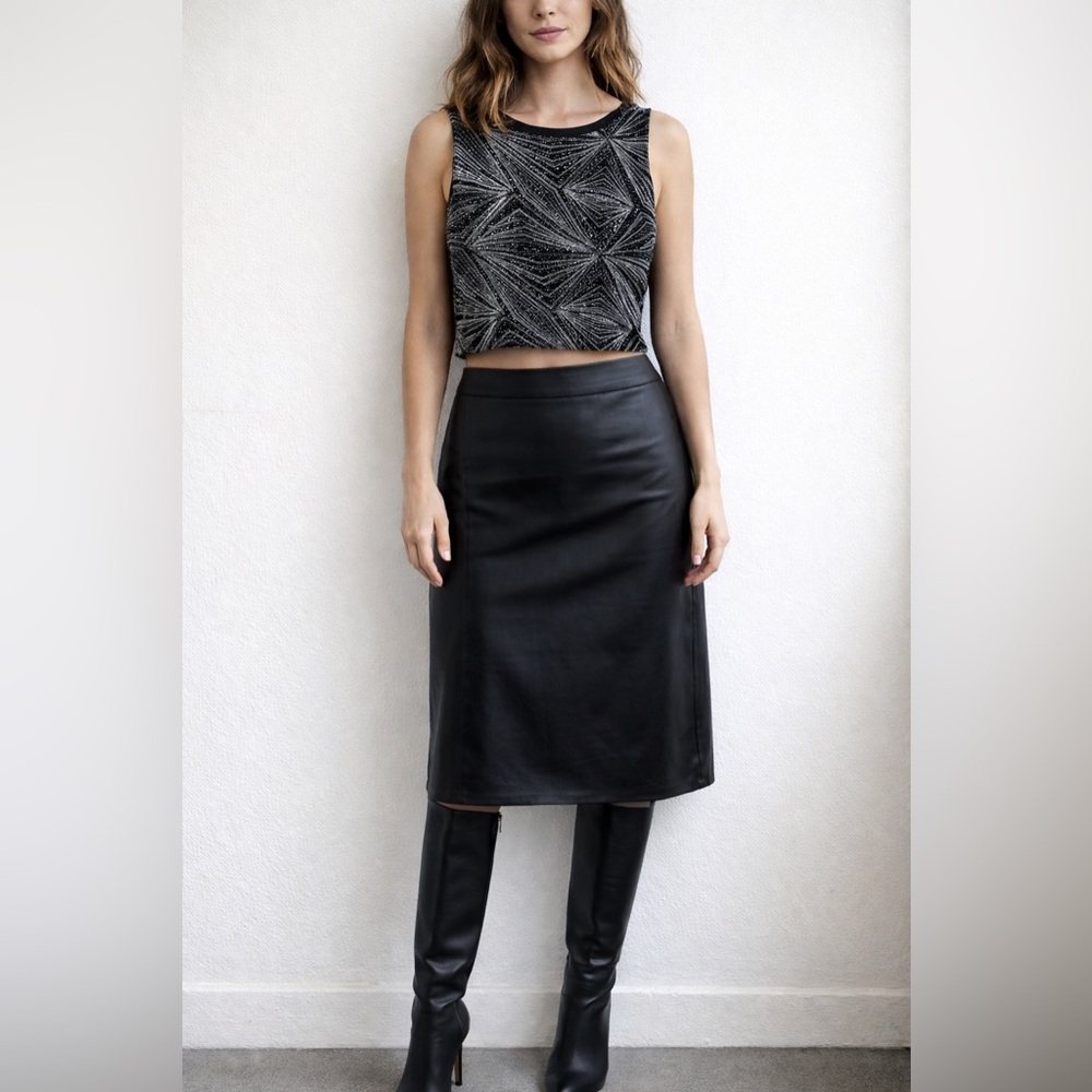NWT H&M Women's Black Bling Stretchy Crop Tank Top Sz M Minimalist Noir Chic